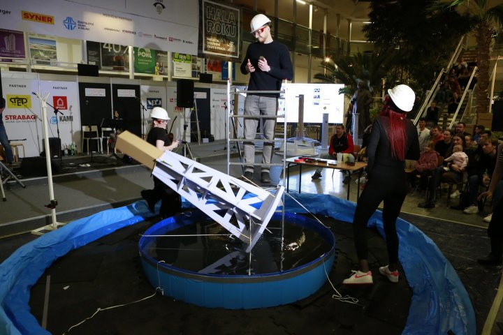 Snímek 61
