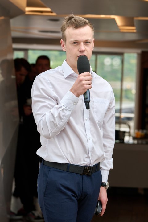 Snímek 19