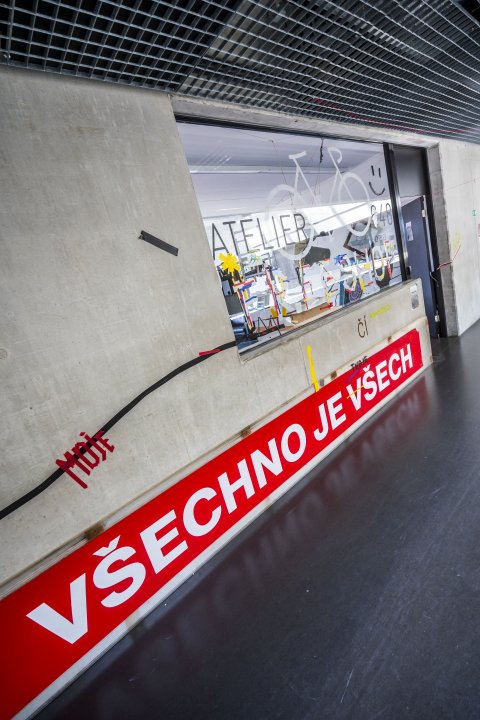 Snímek 130