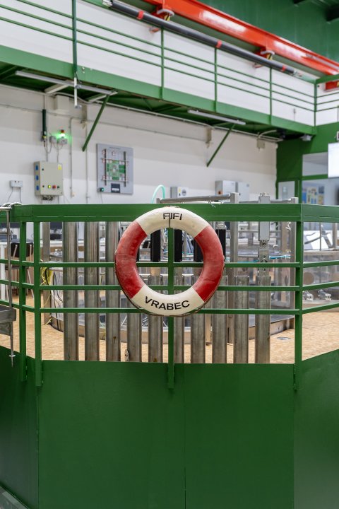 Snímek 58