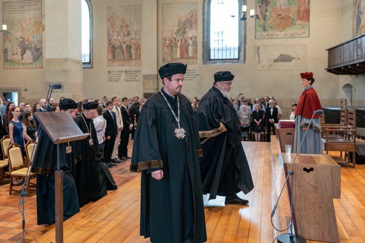 Snímek 151