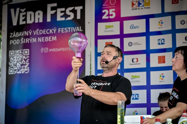 Snímek 321