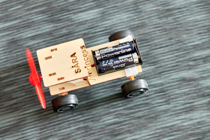 Snímek 99